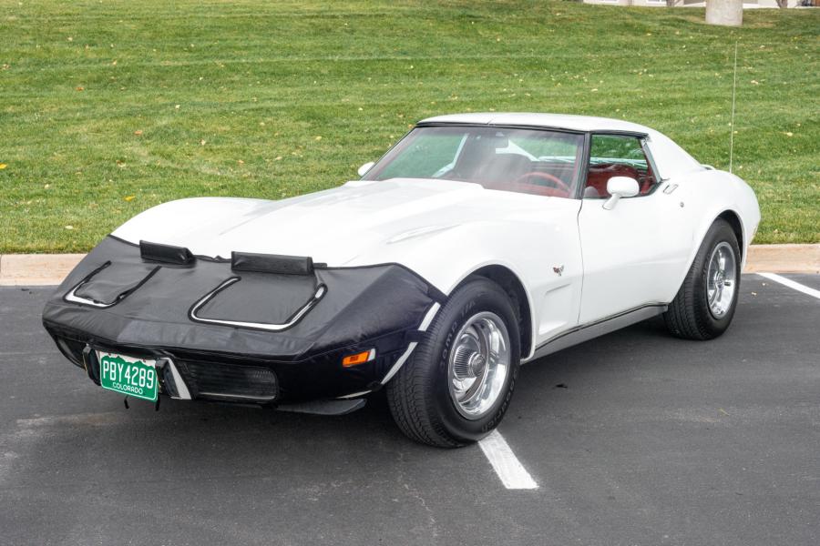  Chevrolet Corvette (1YZ67) 1977 года  (фото 2 из 66)